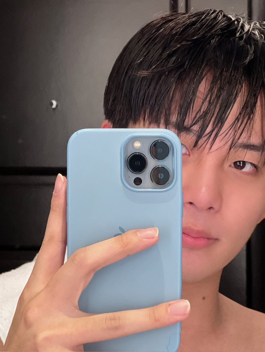 i4bgteezz's tweet photo. – o coração acelerou, as vistas escureceram...
– infarto?
– não, Choi Jongho https://t.co/RKY9ljM9N6