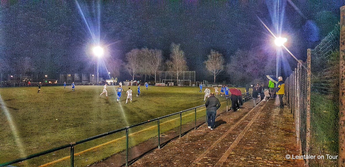 leintaeler's tweet photo. Sportzentrum Eichenbach - 1.FC Eislingen - TSV Köngen 2:0 (Bezirksliga Neckar/Fils, 17.11.2022)

#groundhopping, #nonleague, #8liga, #köngen, #eislingen #bezirksliga #1fceislingen #fussball, #tsvköngen, #sportzentrumeichenbach #football #eislingenfils https://t.co/fA3LIfGp0i