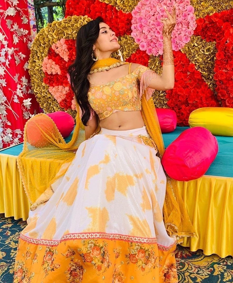 peachuvo's tweet photo. #RheaSharma https://t.co/j2oUhnwSXa