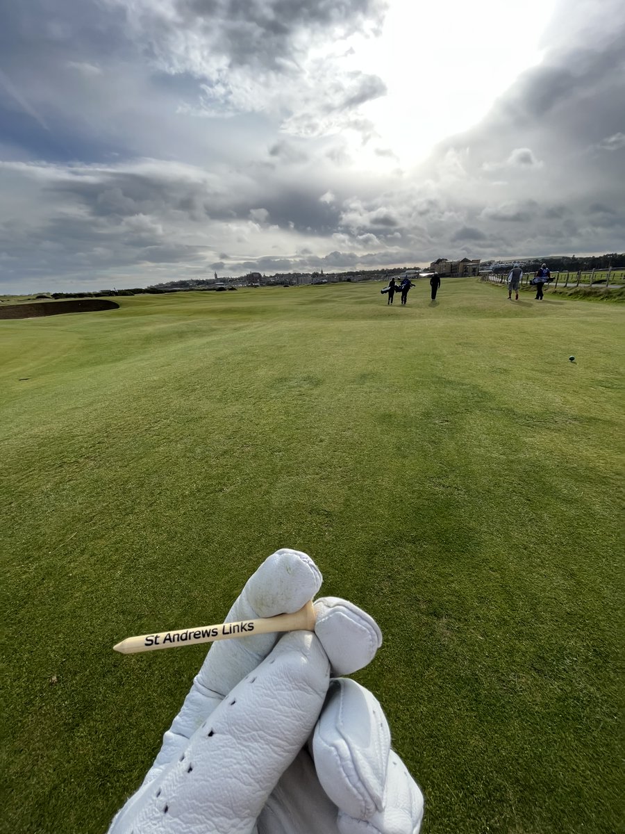 GingerBeerGolf's tweet photo. On Ballot Buddy for single golfers at St Andrews Old Course:
"I do appreciate the service and met some great people through it."
Jesse M. ๐บ๐ธ
https://t.co/ebkSpAzEWR
#golfscotland #visitscotland #golf #homeofgolf #oldcoursestandrews #oldcourse #standrews #thehomeofgolf https://t.co/AhT2XKiM8o