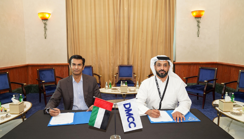 InfoblazeINDIA's tweet photo. #DMCC and #SafeGold to Use Gold-backed #DigitalAssets to Disrupt $20 Billion Gold Industry in the Middle East
@AhmedBinSulayem @DMCCAuthority
Gaurav Mathur @SafeGold_India
LetsTalkCity #Dubai #Investment #Gold
#UAE #MiddleEast
https://t.co/Sr8YYd0cNP https://t.co/cVGWCdzXVm