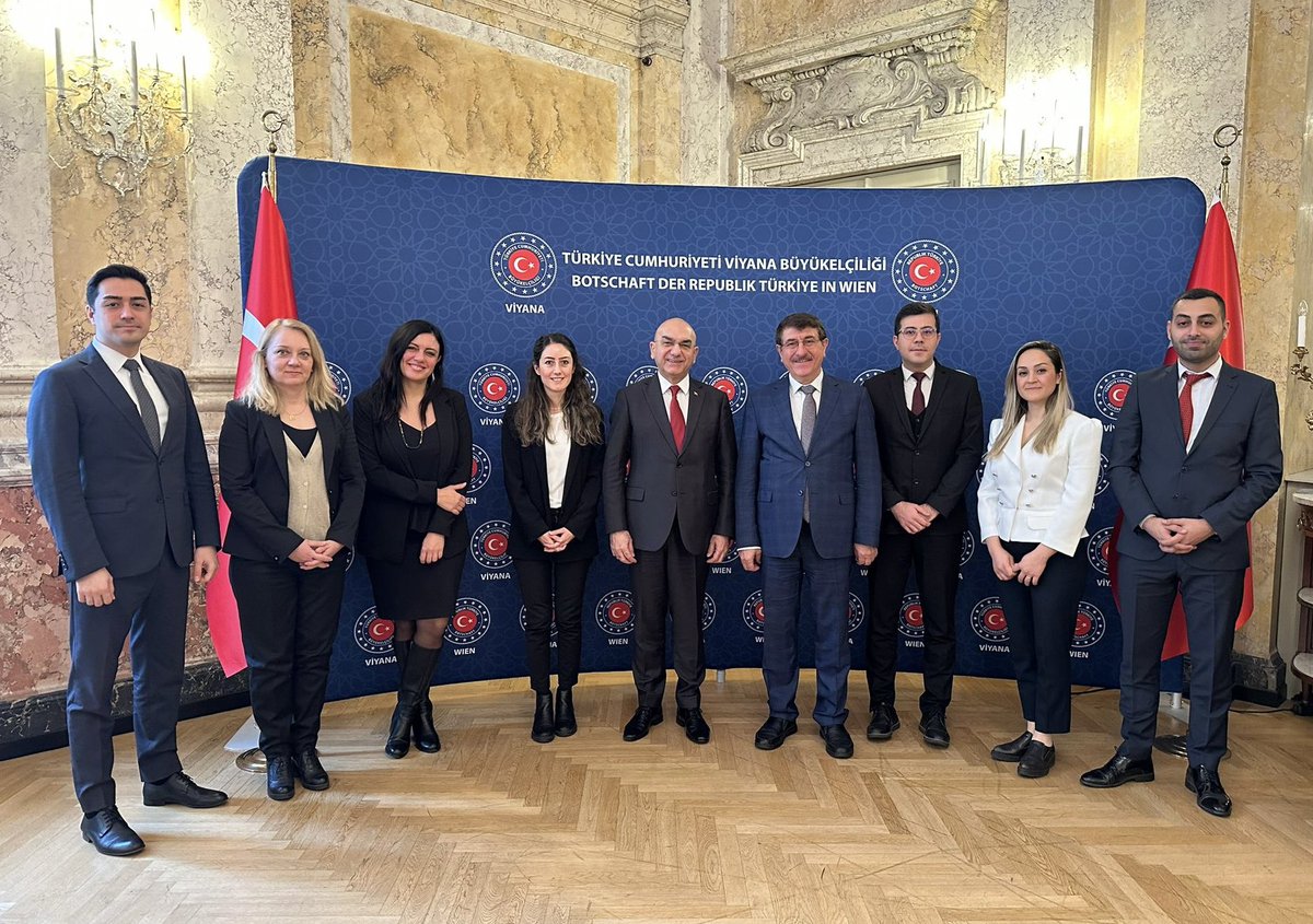 OzanCeyhun's tweet photo. 🇹🇷 ve 🇦🇹 Kamu Denetçilerinin verimli diyaloğu ilişkilerimizin gelişmesine katkı sağladığı için seviniyoruz. https://t.co/KhzLzaDg6u