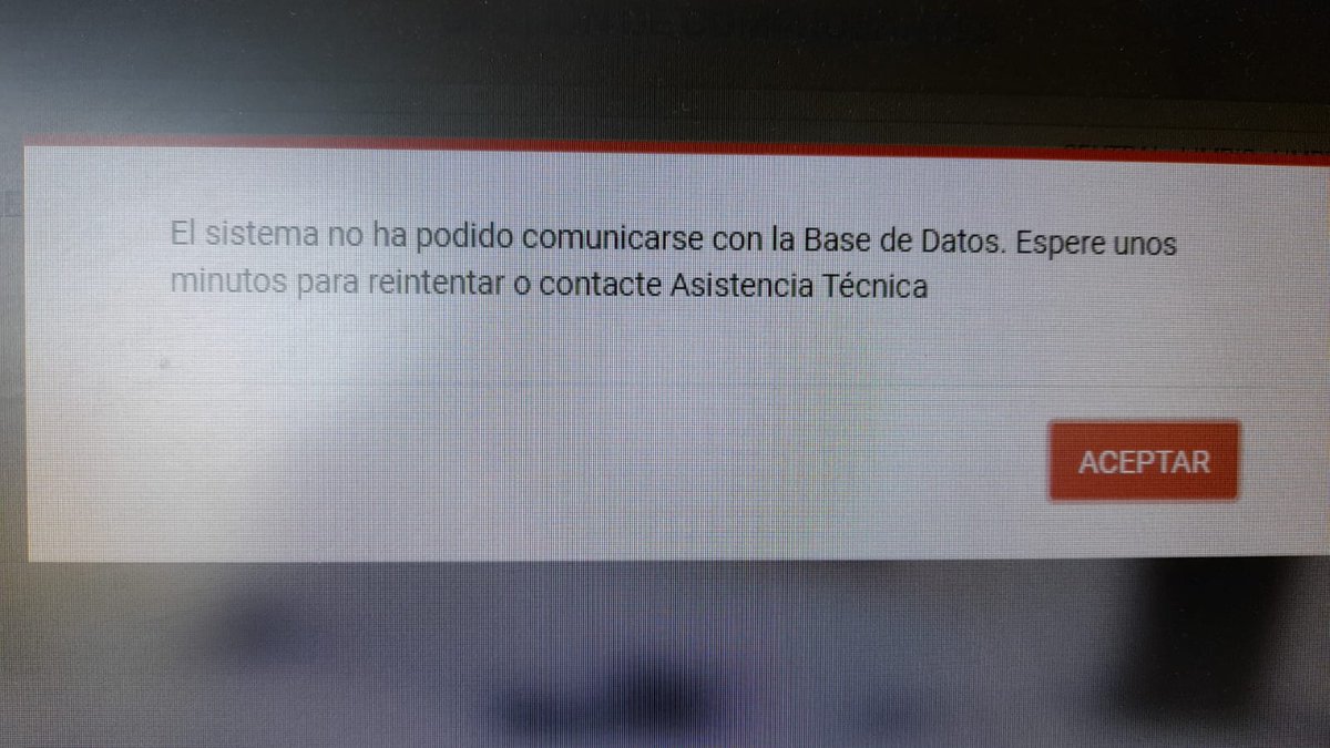 ResisContPy's tweet photo. No solo pasa en vencimientos, nos pasa cada día del mes. Hasta cuando debemos trabajar de esta manera? 
Es injusto,penoso querer cumplir tus obligaciones y no poder. 
Encima te multan,cobran intereses, no te permiten sacar timbrado. INEQUIDAD,INJUSTICIA,
ARBITRARIEDAD DE LA SET!! https://t.co/TnyPMRCqMu