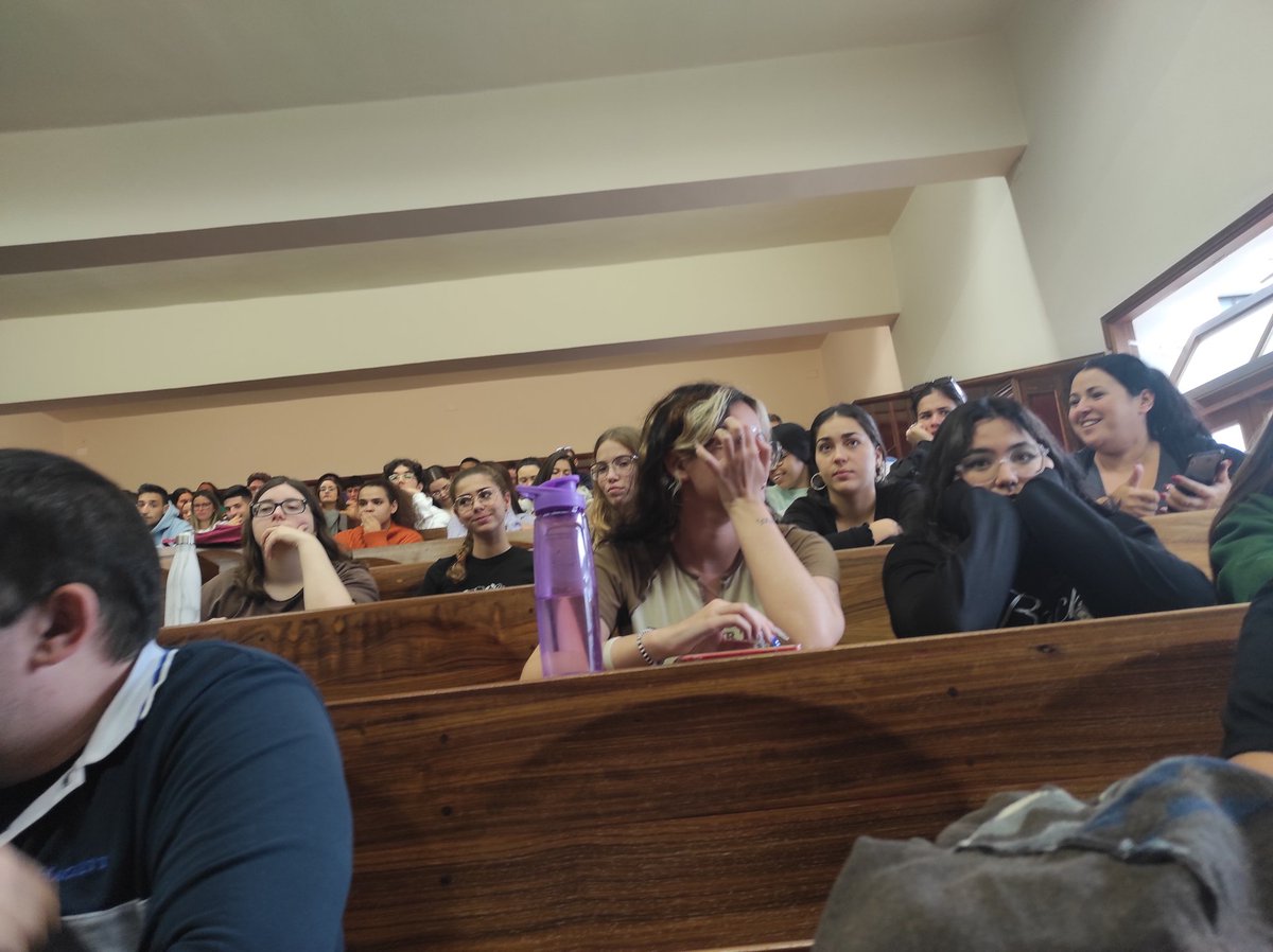 carina211's tweet photo. Now is time of our last keynote speaker Ruth Cobos about Learning applications in eLearning at #ICWL @ULL https://t.co/pzgPmMkrtW