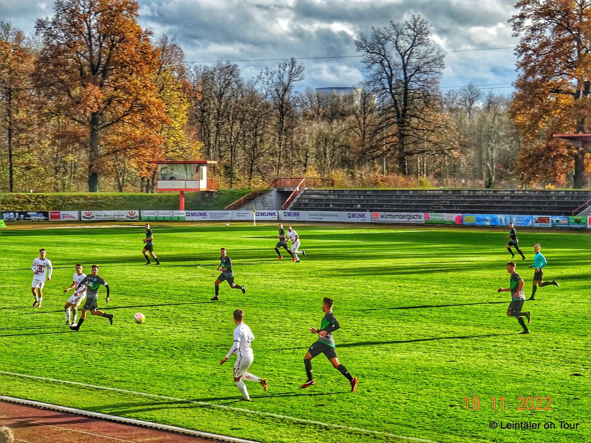 leintaeler's tweet photo. Schwabenstadion - FC 1920 Gundelfingen - TSV 1882 Landsberg 1:0 (Bayernliga Süd, 19.11.2022)

#groundhopping, #nonleague, #5liga, #landesliga, #schwabenstadion #gundelfingen #fcgundelfingen #fussball, #tsvlandsberg, #landsbergamlech, #fussball #football https://t.co/X3QZr3cBbF