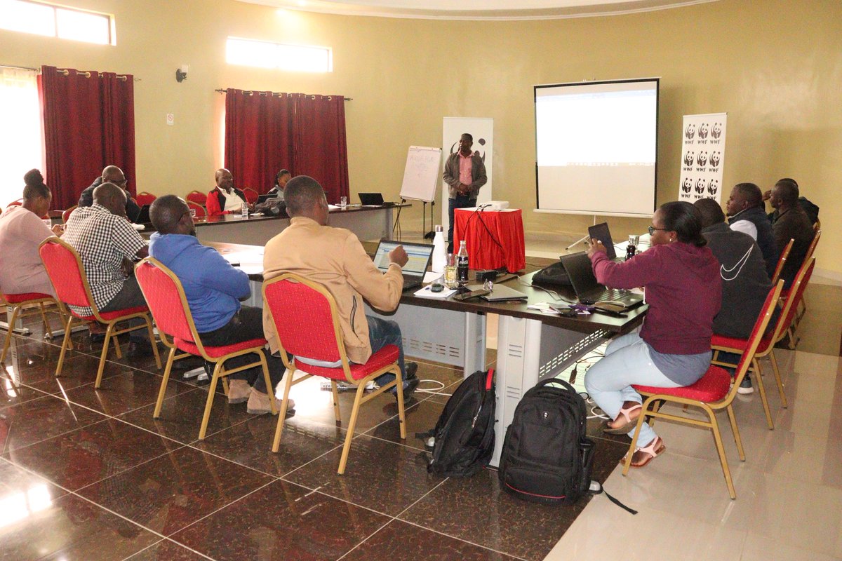 KEWASNET's tweet photo. #Day2 of #CatchmentToTap workshop.
Identifying the gaps and opportunities for communicating #IWRM for #WASH and developing advocacy tools.
@WWF_Kenya
@cespadkenya
@conservtz
@WASHallianceKe https://t.co/G0VFXqndVZ