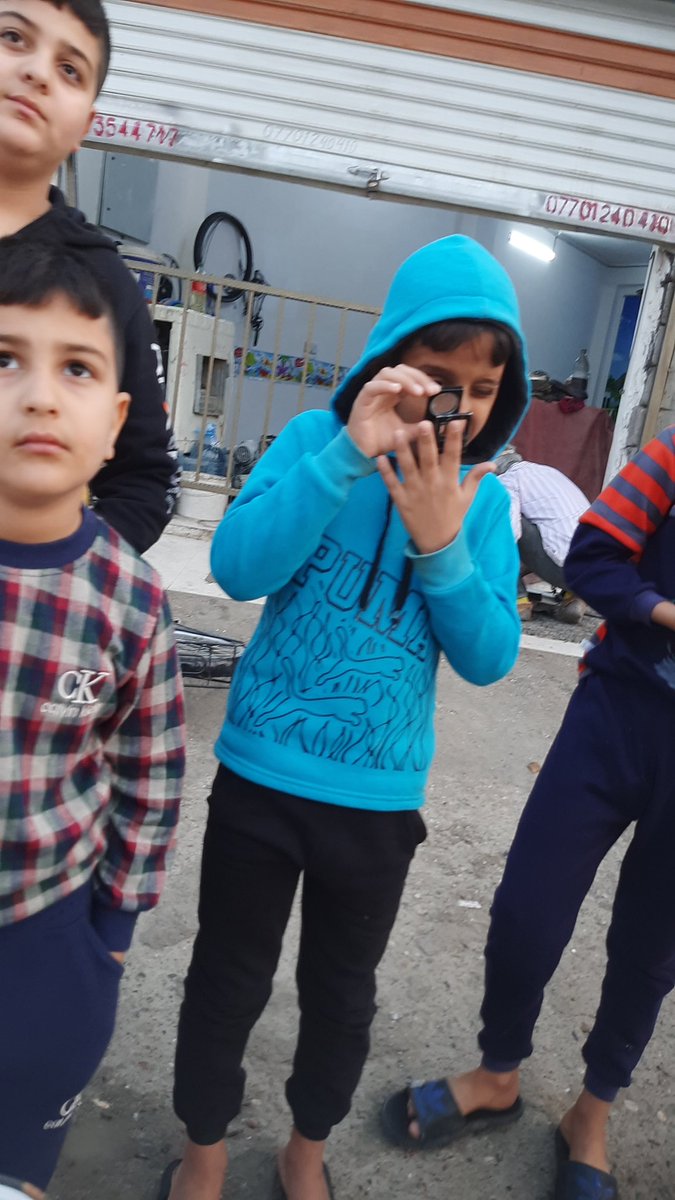 MuhamedSci's tweet photo. Day 1️⃣3️⃣6️⃣
#foldscopechallenge
2nd visit to bike maintenance workshop where kids be there.
We were having a good talk together until one kid annoyed the man and he shouted at him with bad words I had to get involved a bit later. 
That unexpected thing disturbed the activity. https://t.co/8LdqbLxsbJ