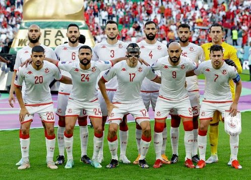 itschayma28's tweet photo. منتخب ناررررر 🔥
جمهور ناررررر 🔥
لعب ناررررر 🔥
تحيا تونس 🇹🇳❤️
#TeamTunisia https://t.co/EimYn9Txh5