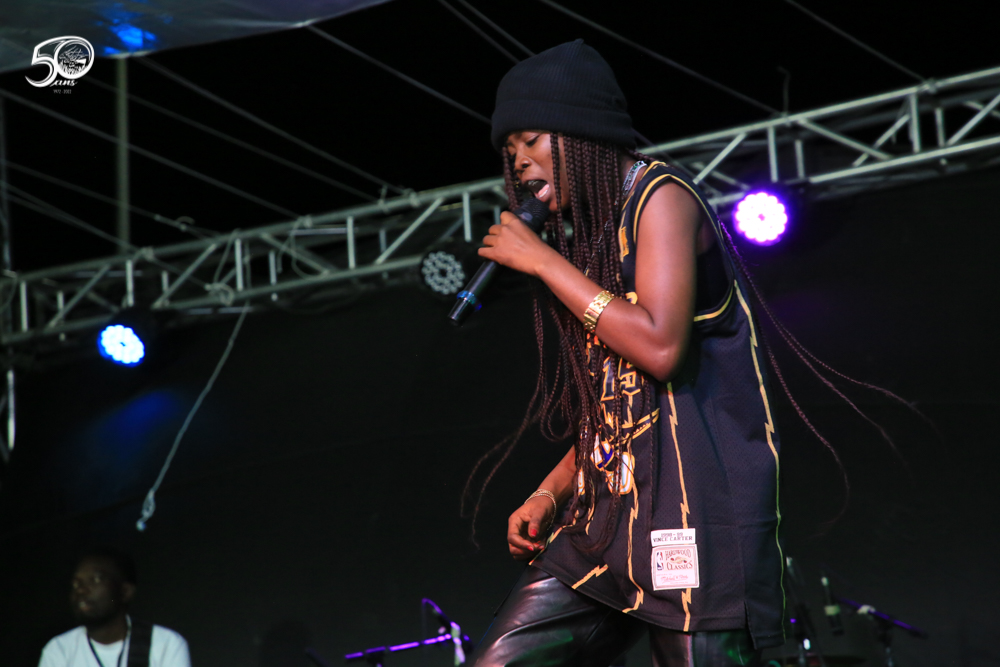 50Beac's tweet photo. 𝐂𝐨𝐧𝐜𝐞𝐫𝐭 𝐝𝐞𝐬 𝟓𝟎 𝐚𝐧𝐬 𝐝𝐞 𝐥𝐚 𝐁𝐄𝐀𝐂: les images du concert qui a réuni plusieurs artistes sur le podium. 
Hassan N'Gnelé, Rolenzo Nkosi Ya Liboso, LYGUY, Wawy-B Trône, Ghis B, Cidson Alguewi et la diva Charlotte Dipanda
#Concert #Beac #Beac50ans #CEMAC https://t.co/2Us2LVXSLH