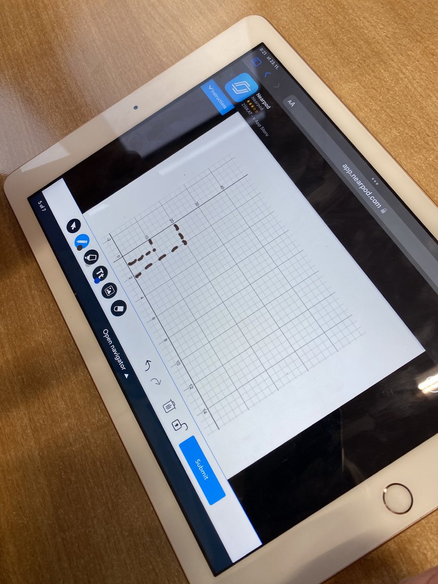 Libor_Klubal's tweet photo. Nearpod a matematika. Skvělé pro získání zpětné vazby od každého žáka pomocí aktivity Draw It. #matematika #ucimemoderne #zsstitina #funkce #umernosti @nearpod https://t.co/4nQxcpqKBx