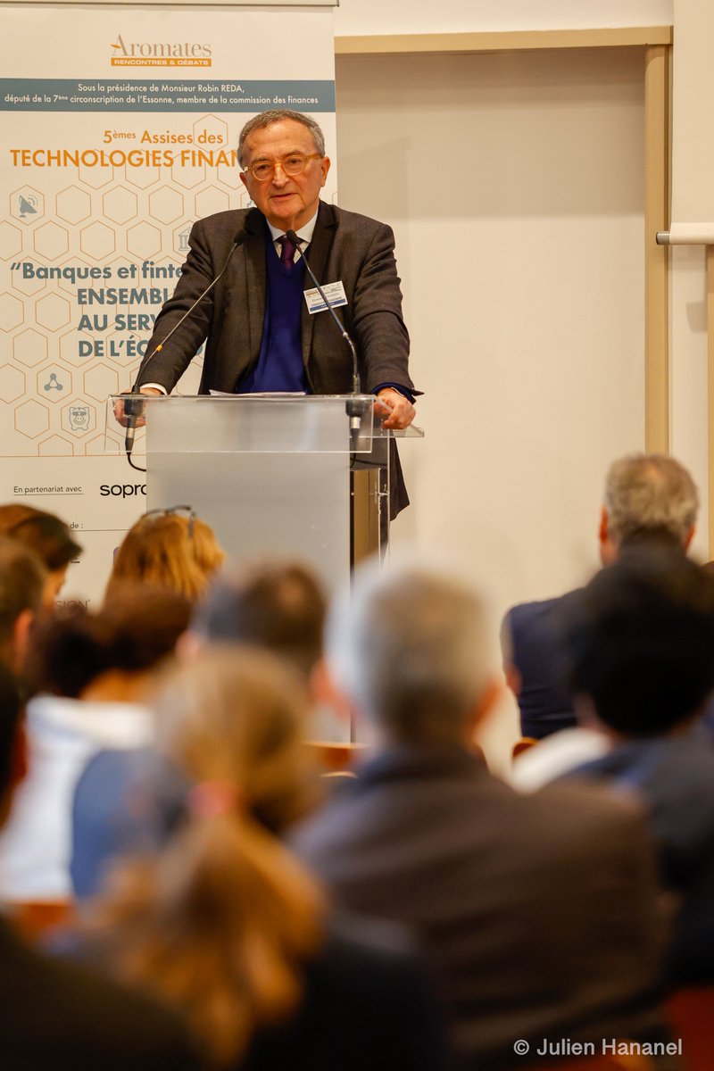 fil_Aromates's tweet photo. « Il faut développer une stratégie industrielle à l’égard des #fintech (...) il faut avoir des "Gafam" en Europe. » Christian de Boissieu
@FConcorde
#TechFin2022 https://t.co/cPppLzOXvU