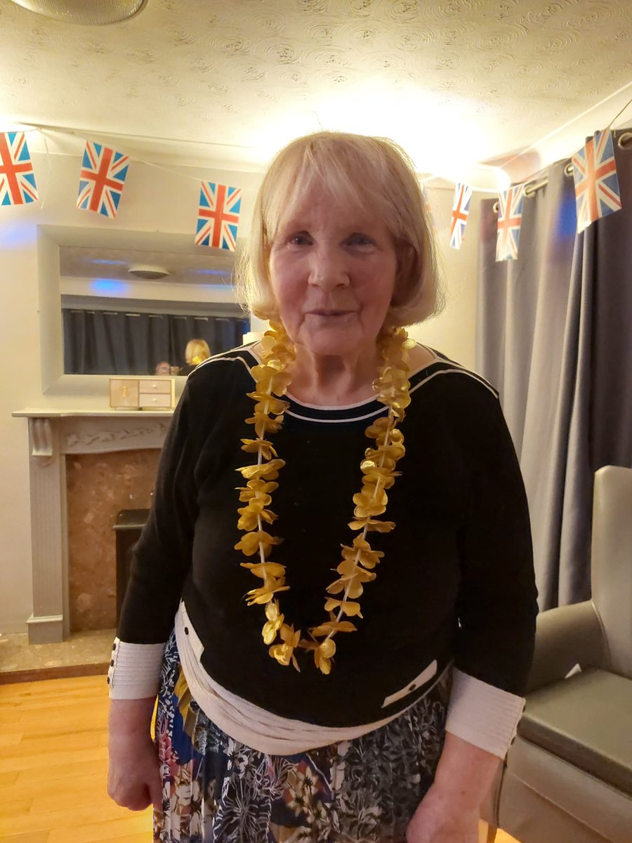 IsraelSieffCH's tweet photo. #angelasboogienight #party #singer #fun @AnchorLaterLife @Edwards1Angela @NAPAlivinglife https://t.co/PUW3ZCx7oN
