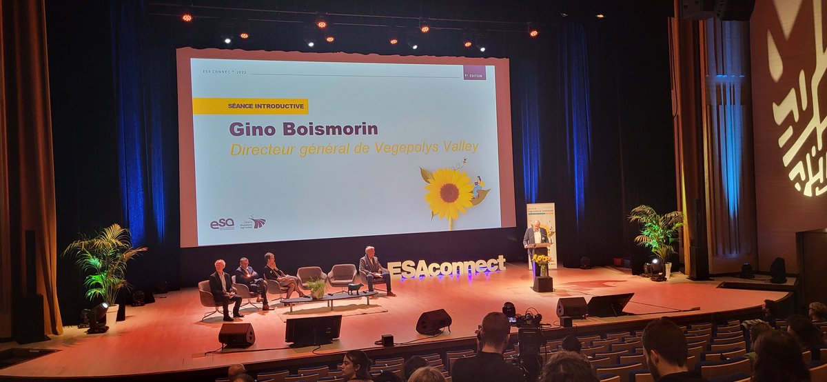 #esaconnect, c'est parti pour une journée pleine d'échanges sur #agriculture #connectée ! "Le #numérique au service de la #durabilité de l'amont à l'aval". Le pôle est ravi d'être partenaire, d'animer un atelier technique et de remettre un prix au concours de #startups.