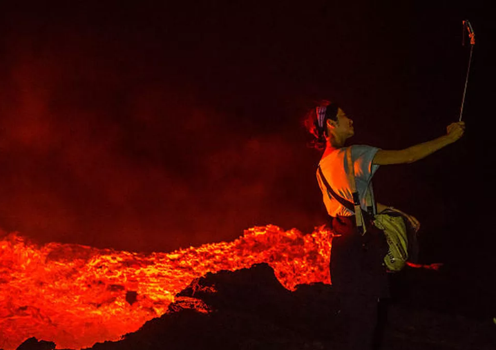 Exoticethiopian's tweet photo. A selfie photograph at the rim of the active crater lake #ERTALE, #Afar, #ETHIOPIA.
#VisitEthiopia #ExperiencingYourChoices
@enku_mulugeta @visiteth251 @BeZyee @AfarWatch https://t.co/d0Q6sBd7br