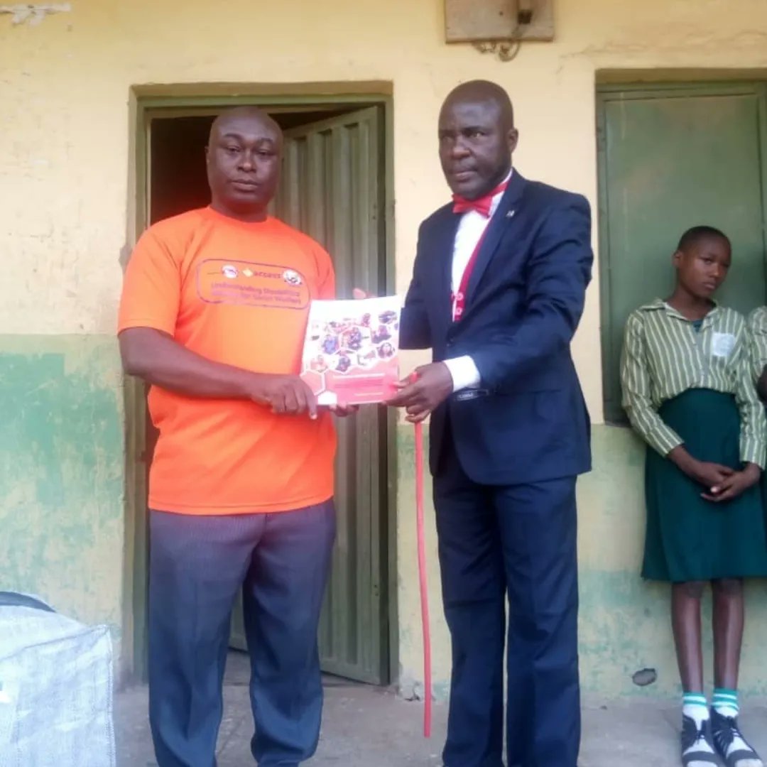 CENTREFORYOUTH1's tweet photo. To equip those who would be #Advocates for the #rights of #personswithdisabilities , helping them to #learnandunlearn

One tiny pebble in the waters. Many ripples. 
#AddingValue
#ForTomorrowsSake

📸 Team NASoW Ekiti State https://t.co/v5iGBBZYAF