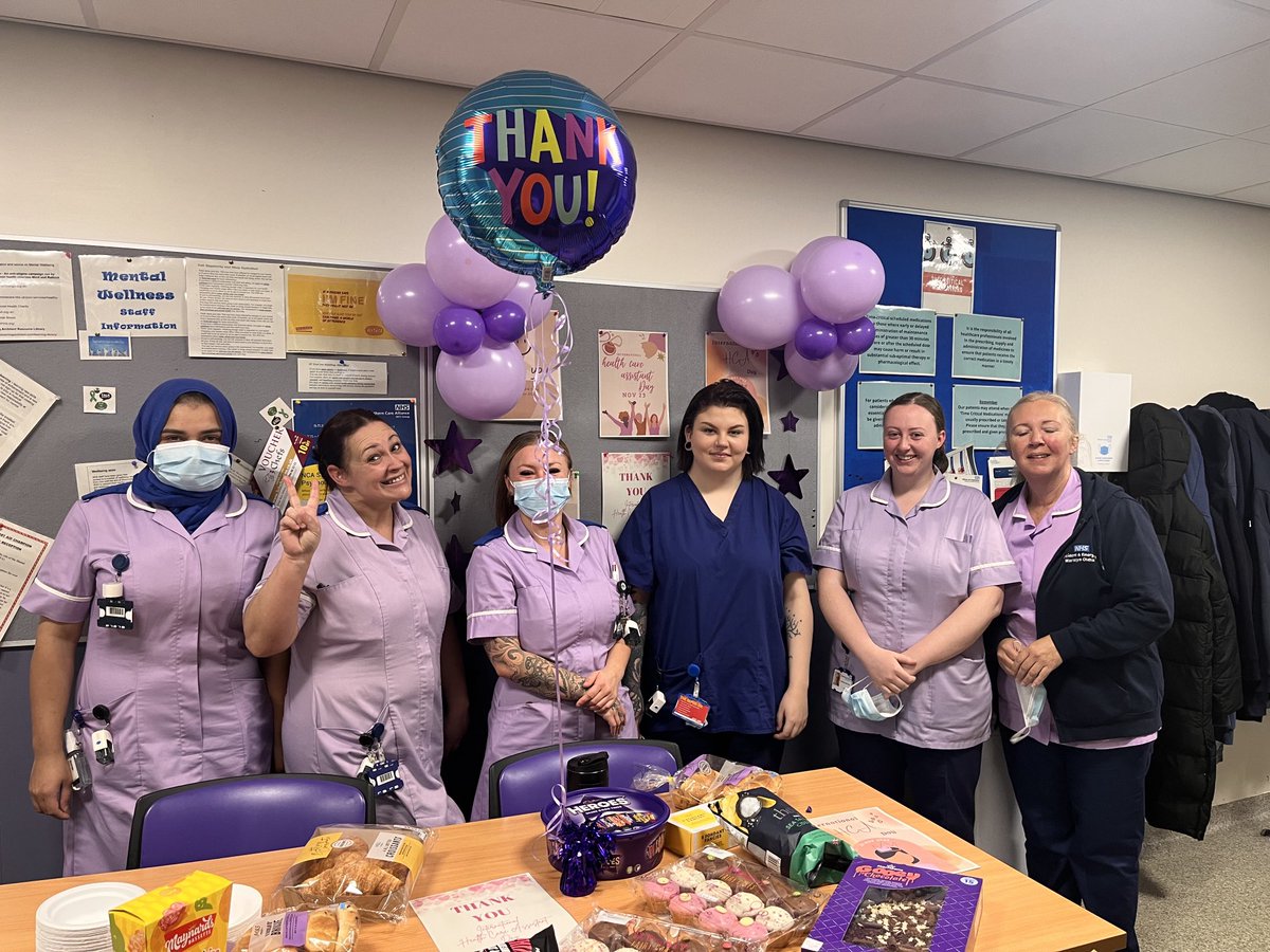 Donna Walsh (@dondonw1) on Twitter photo Celebrating HCA day 2022 in ED just a few of our fantastic team of HCAs 🥳🥳 <a href="/ed_nca/">Oldham ED 🚑🚨👩⚕️🐝#TeamAwesome</a> <a href="/OldhamCO_NHS/">Oldham Care Organisation</a> Celebrating HCA day 2022 in ED just a few of our fantastic team of HCAs 🥳🥳 <a href="/ed_nca/">Oldham ED 🚑🚨👩⚕️🐝#TeamAwesome</a> <a href="/OldhamCO_NHS/">Oldham Care Organisation</a>