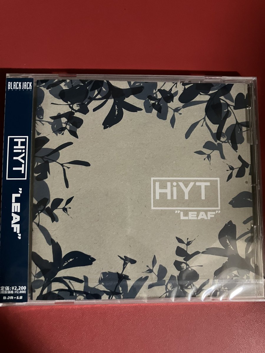usachanoto's tweet photo. 届いた🤤
ドライブしながら聴きたいところだけどもうへべれけなのでまた今度🥴
#HiYT #LEAF https://t.co/SOT2Fxoxu6