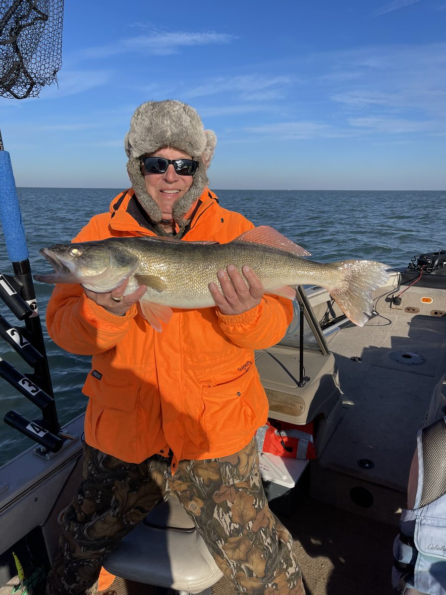 DaveLesesky's tweet photo. In search of the big walleye for the Fall Brawl fishing tournament. https://t.co/folKTRFFJu