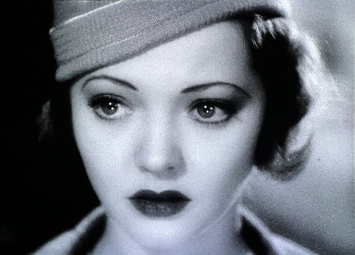 holyspacemonkey's tweet photo. Sylvia Sidney in #ThirtyDayPrincess (1934). So unique, so striking! Also doesn’t hurt that she was one of the best actresses ever to hit Hollywood! #PreCode #TCMParty #SylviaSidney https://t.co/2uJDAvccY4