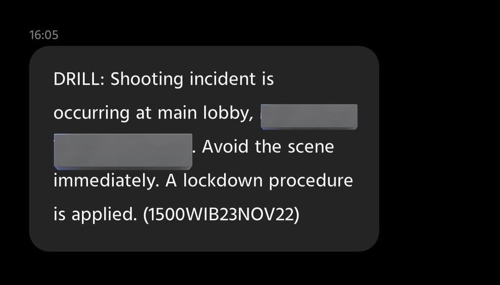 rivzer's tweet image. Good afternoon dari kantor, ada aja dah.