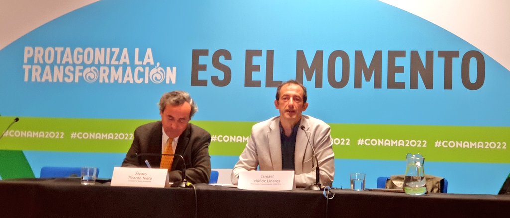 quecoak's tweet photo. @ismaelnatura de @OsboDigital hablando de la #comunicación #forestal en el marco de @info_conama. Tenemos mas presencia en medios y mensajes como la importancia de la gestión forestal, sin embargo sigue habiendo mucho prejuicio hacia aprovechamientos y sigue #faltando información https://t.co/1dMXs8KVS9