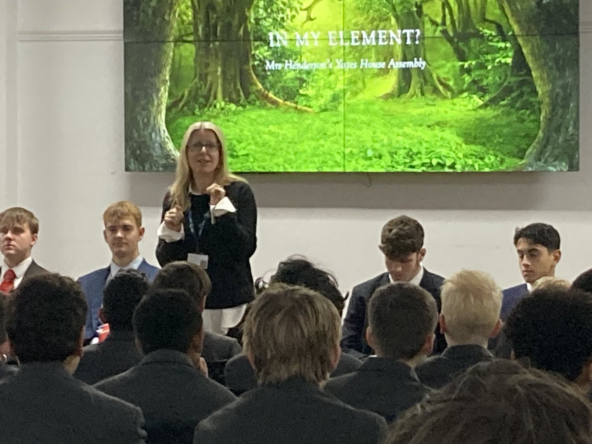 LGS_Yates's tweet photo. Mrs Henderson is leading today’s #YatesHouse assembly: loving the city… sharing her fear of birds and how she conquered it. #ConquerYourFear https://t.co/xHjvEI9VwE