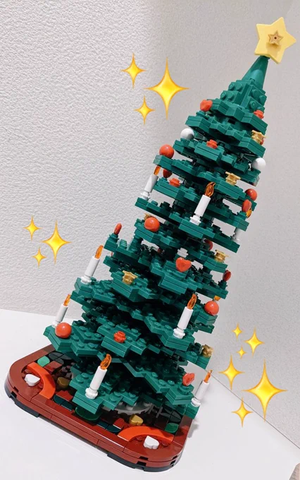 レゴのツリーが可愛かったので、玄関に置きたくて作り申した。かーわいい!めりくり! 