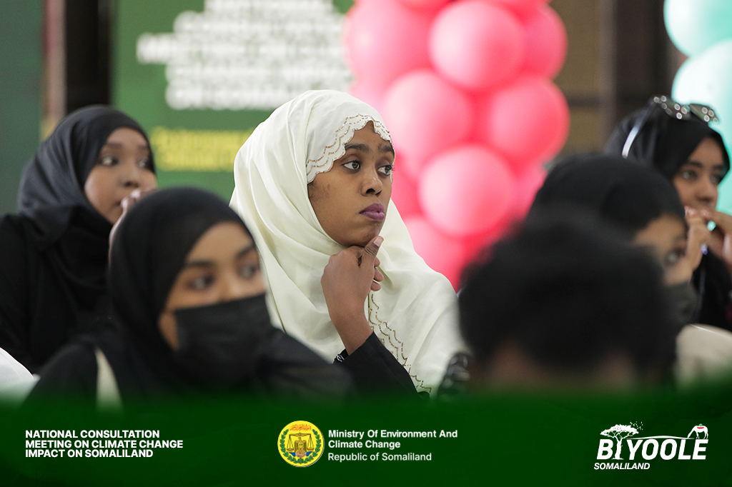MOECC_JSL's tweet photo. Day 2: Some photos from the distinguished guests attending the symposium. 2/--

#SLClimateActionNow #ClimateEmergency 
#SDG13 #ClimateChange #Somaliland https://t.co/TjeKHmXgOP