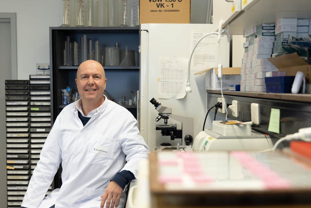 #premstem and @MaastrichtU researcher Tim Wolfs was interviewed for #WorldPrematurityDay: "In our lab we don't focus on one organ but examine the #preterm baby as a whole. We hope to create 'risk profiles' to predict, limit and prevent complications".

➡️ mumc.nl/actueel/onze-v…