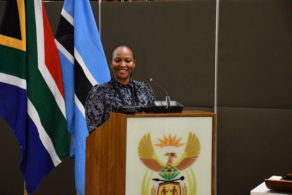 ICRC_SAfrica's tweet photo. [PHOTOS]: Ambassador Dr. Gladys Mokhawa, Permanent Secretary of the Ministry of Foreign Affairs, Botswana seats as part of the panel, on the country reporting session on the Implementation of #IHL. 
#RegionalIHLSeminar 
#ImplementationofIHL
🇧🇼🇿🇦🇸🇨🇿🇲🇰🇪🇱🇸🇳🇦🇲🇿 https://t.co/1Eny5xAUyj