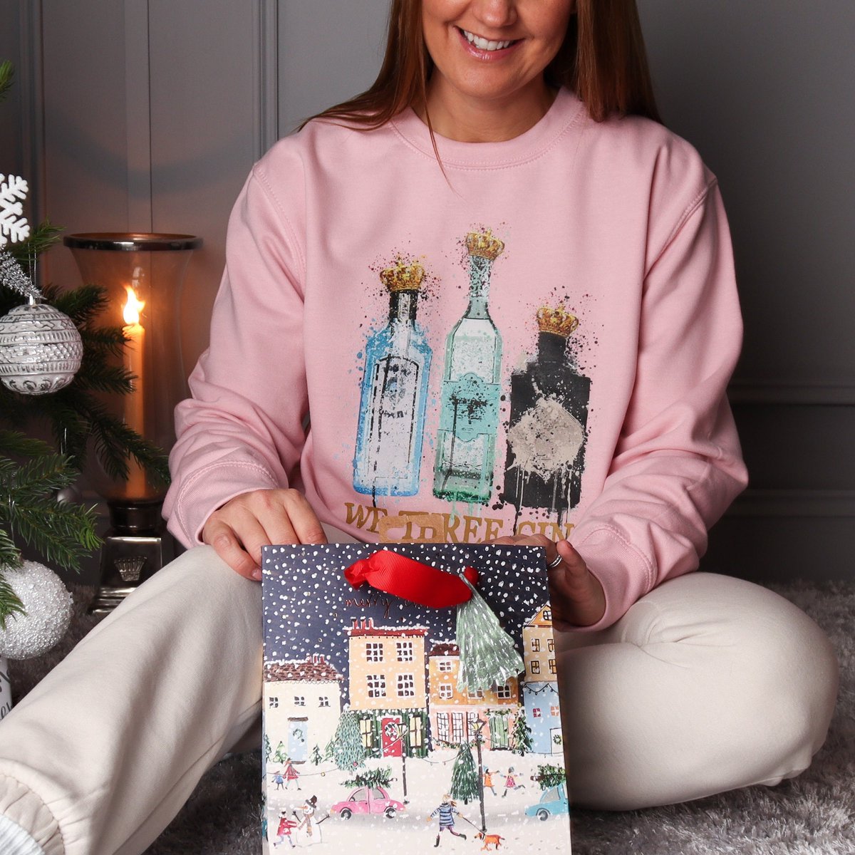 HandfordMason's tweet photo. Thanks for the great review Natalie Perrett ★★★★★! https://t.co/iJMu7NMSAB #etsy #white #christmas #blue #streetwear #pullover #longsleeve #phrasesaying #christmasjumper #sweatshirt https://t.co/LeY4eEjePg