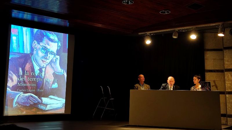📝 Intervenció de Jordi Pujol en l'acte de presentació del llibre de memòries del Dr.Llussà. mailchi.mp/a96610b7ade1/i…

#reflexionspersonalsjordipujol

Foto: família Llussà
