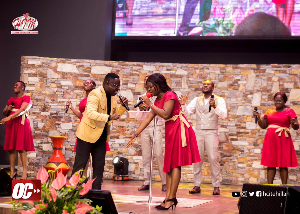 HCITehillah's tweet photo. WHAT A NIGHT!!!
GOD showed up strong at #OC22 Day 1. Bishop @Huttonwood1 opened the night with a destiny-shifting word!
—
Join us tonight under an open heaven of awesome praise & worship coupled with a timely word from Bishop Hutton-Wood ! https://t.co/v0bPeNgXth