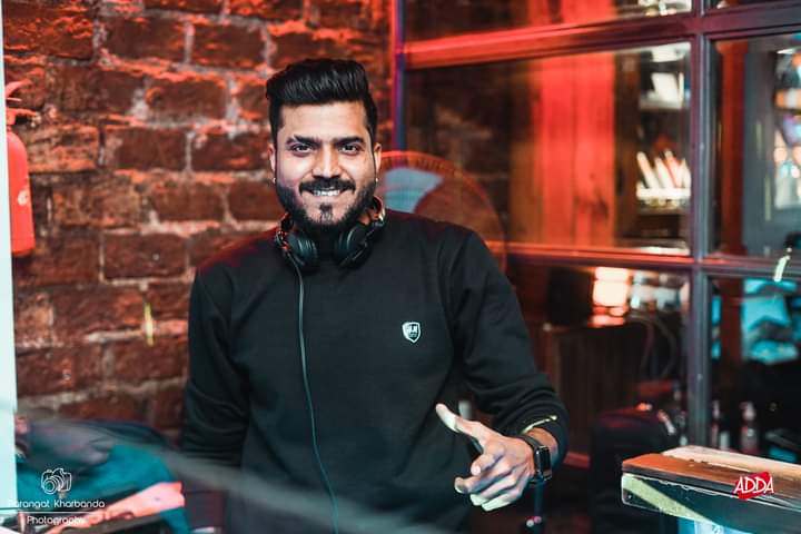 djdevildelhi's tweet photo. Friday night 🔥 @ Adda By Striker
.
.
.
.
#with #djdevildelhi #internationalacclaimed #dj #djing #djlife #musiclife #internationaltour #europe #italy🇮🇹 #russia🇷🇺 #Bangladesh 🇧🇩#malaysia 🇲🇾 #dubai #uae🇦🇪 #chinabeijing🇨🇳 #thailand🇹🇭 #delhi #dj #musicproducer #PositiveVibes https://t.co/KsuZaVkTAS