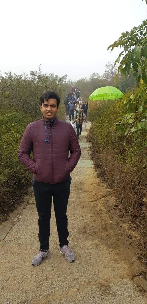SUNITA53142891's tweet photo. महेंद्रगढ़ विधानसभा से विधायक आदरणीय राव दान सिंह का बेटा  #राव_अक्षत_सिंह_जी  को #जन्मदिन की #_हार्दिक बधाई एवं #शुभकामनाएं!!
तुम जियो हजारों साल,साल के दिन हो पचास हजार 
#Haapy_birthday #23_Nov https://t.co/7HZZSFZlyi