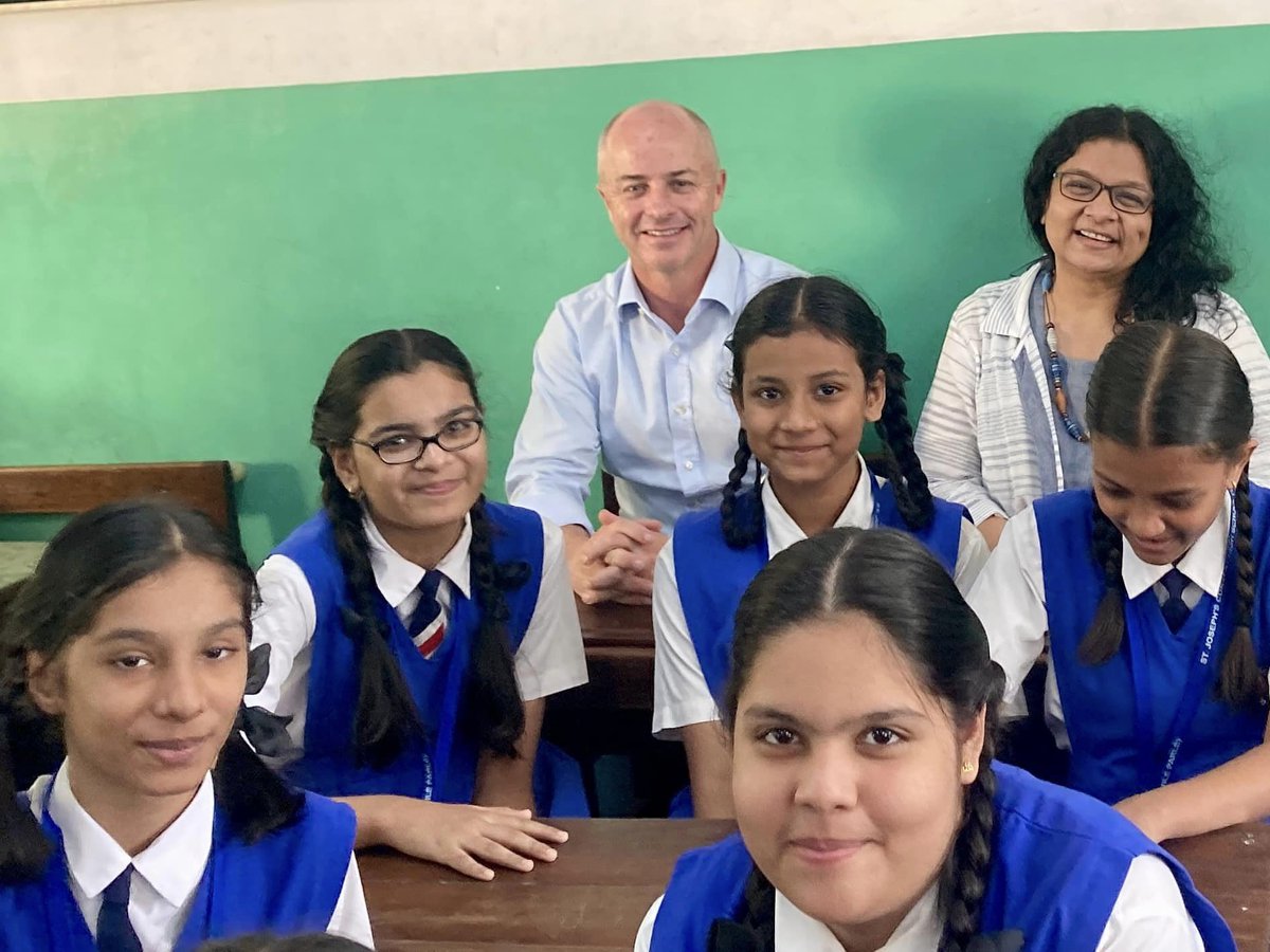 poojataparia's tweet photo. As always a joy to sit amongst students and witness a PSE lesson plan and observe how they absorb information and respond. The Principal couldnโt stop appreciating @Arpan_CSA for its work.Felt really nice. ๐#PreventionIsPossible #healingispossible #NeverTooLate #warriorsofArpan https://t.co/Ju17t3Lhyn