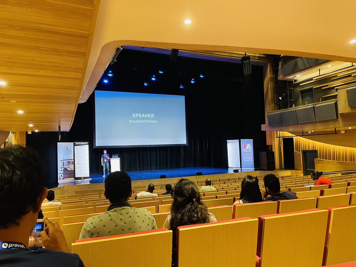 KeleenaMoorghen's tweet photo. #DevConMu #devcon22 #klanik #klanikspeaker https://t.co/4PUxqPNvqw