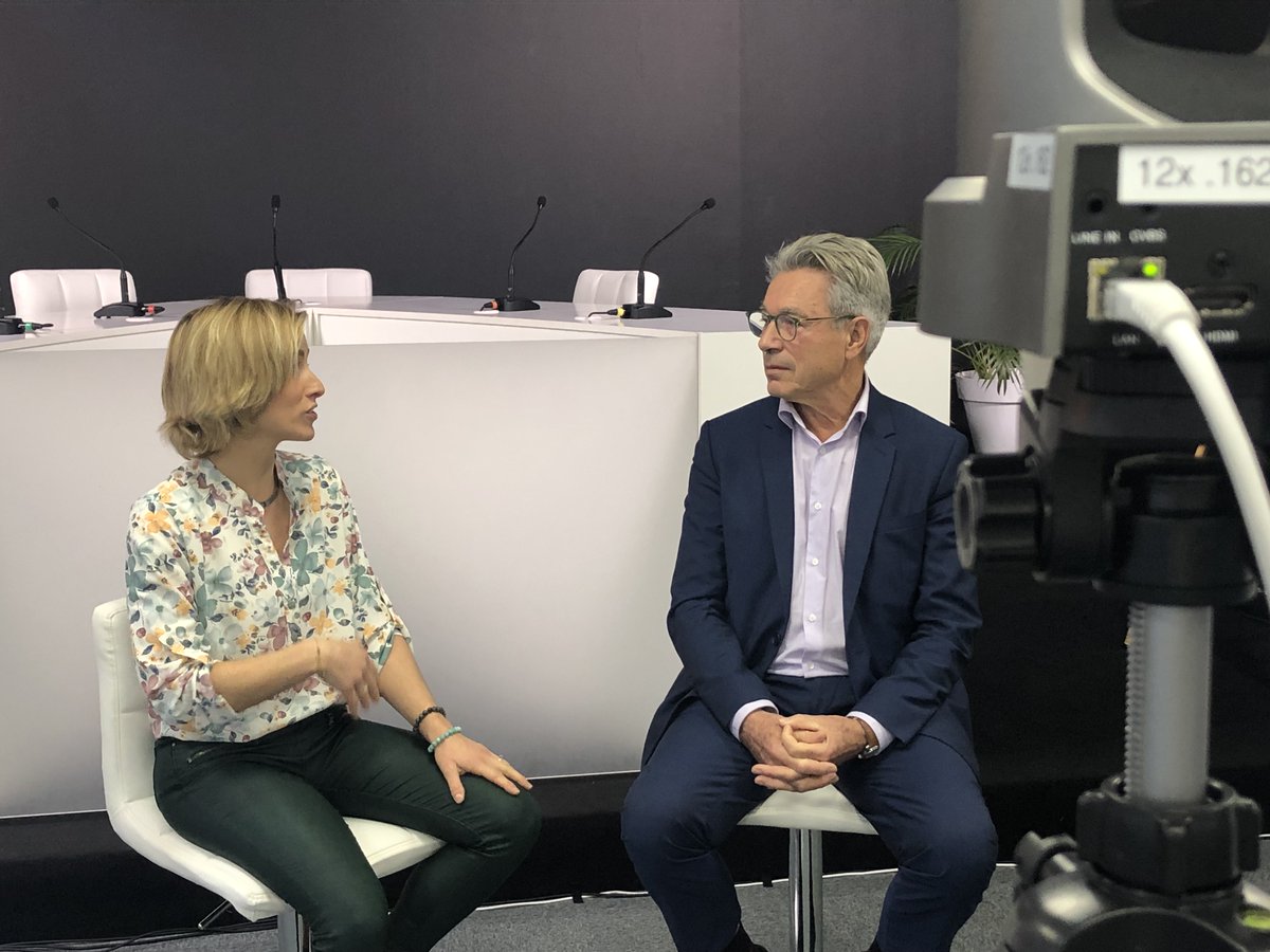 ReseauxDDech's tweet photo. 👀 À venir une interview réalisée par @UnicoStartUp

Le fondateur d’idealCO Philippe Boyer et la responsable du pôle déchets Lucile Bouloc parlent des objectifs, de la synergie entre les utilisateurs et des préoccupations des #collterr sur #déchets

#écologie #récyclage #NoFilter https://t.co/gefgTGRsPa