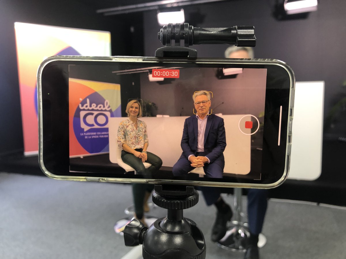 ReseauxDDech's tweet photo. 👀 À venir une interview réalisée par @UnicoStartUp

Le fondateur d’idealCO Philippe Boyer et la responsable du pôle déchets Lucile Bouloc parlent des objectifs, de la synergie entre les utilisateurs et des préoccupations des #collterr sur #déchets

#écologie #récyclage #NoFilter https://t.co/gefgTGRsPa