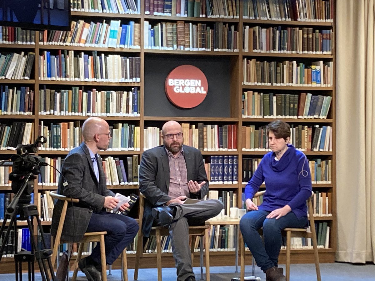 Insightful morning seminar on the political future of #Russia, ratings of its current regime and the work of opposition.