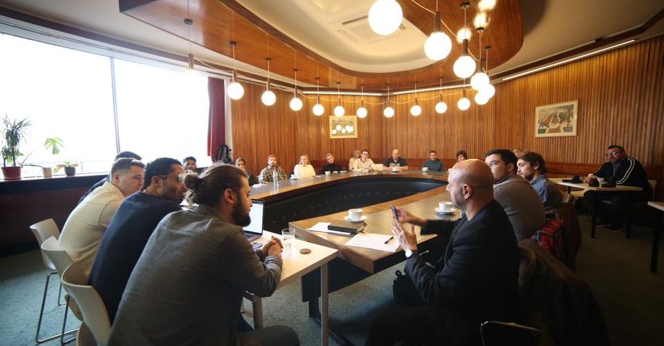 SY Filmmakers Ntwrk (@syfn) on Twitter photo CREATING AND MAINTAINING A CREATIVE BUSINESS: A 'DIRECTIONS' MASTERCLASS Sheffield. <a href="/TheKurious/">The Kurious</a>. Our next great workshop is this Friday: sign up now! <a href="/LunarAnimation/">Lunar Animation</a> & <a href="/boneloaf/">Boneloaf</a> will be joining us! Email me for a place: rob@syfn.org
facebook.com/events/8186178… CREATING AND MAINTAINING A CREATIVE BUSINESS: A 'DIRECTIONS' MASTERCLASS Sheffield. <a href="/TheKurious/">The Kurious</a>. Our next great workshop is this Friday: sign up now! <a href="/LunarAnimation/">Lunar Animation</a> & <a href="/boneloaf/">Boneloaf</a> will be joining us! Email me for a place: rob@syfn.org
facebook.com/events/8186178…