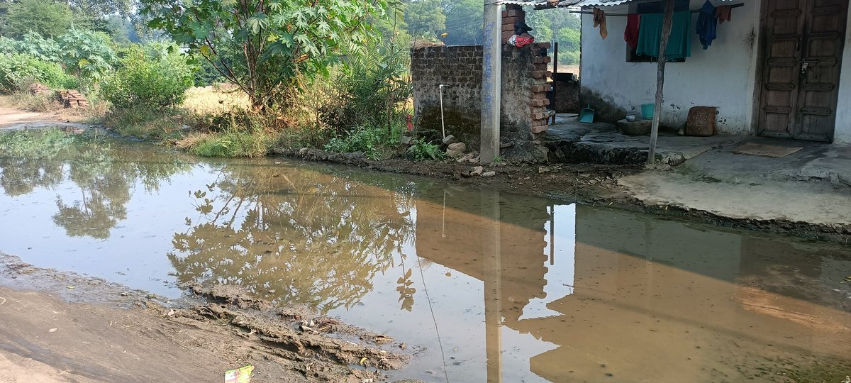 Memer_benudhar's tweet photo. @CollectorBgr 
This picture is of turekela village of bangomunda block. there are no any drain to discharge dirty water. therefore dirty water gathering on the road. so that people's facing Difficulty getting around and here created unhealthy environment. 
@BBangomunda 
@TigSDM https://t.co/b7RzFTr0XF