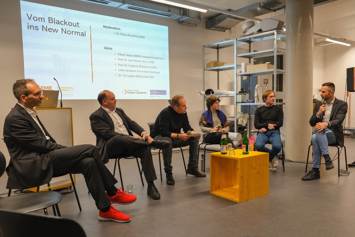 JUS_UDE's tweet photo. #ThankYou to our guests on the panel and in the audience! The #UrbanInnovationForum 
@FolkwangUni provided different perspectives on #narratives of the future. Result: We need positive, uniting stories to plan next steps and start the future. https://t.co/ixT3VDfRL4