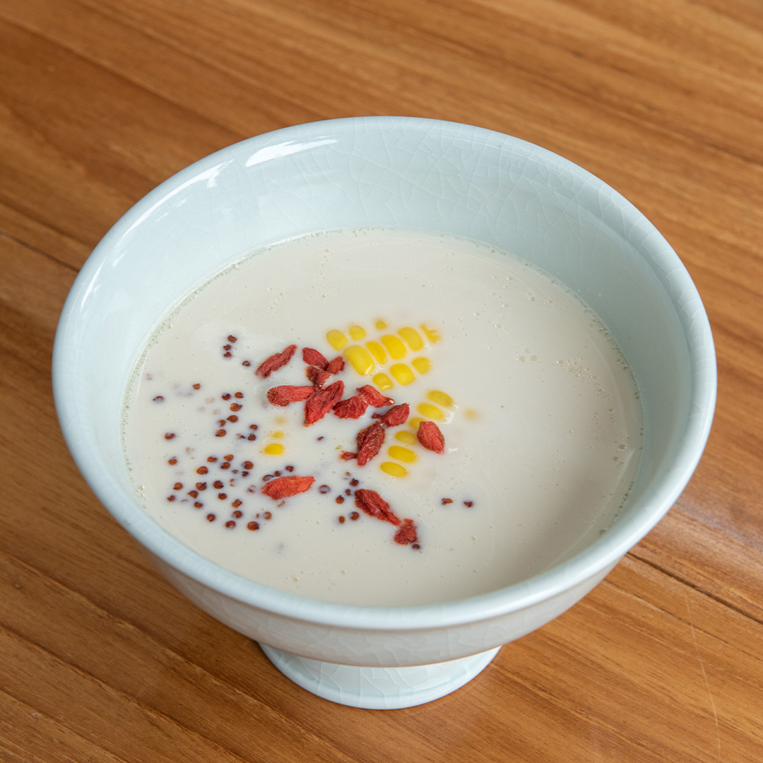 chivasomresort's tweet photo. During your weight focused retreat or during programmes directly related to your gut health, we serve Wellness Cuisine dishes that can help provide nutrients and give balance to your dietary structure.
#ChivaSomHuaHin #Wellness #HealthyInsideOut #HealthyEscape #HuaHin https://t.co/2YqikIp4MS