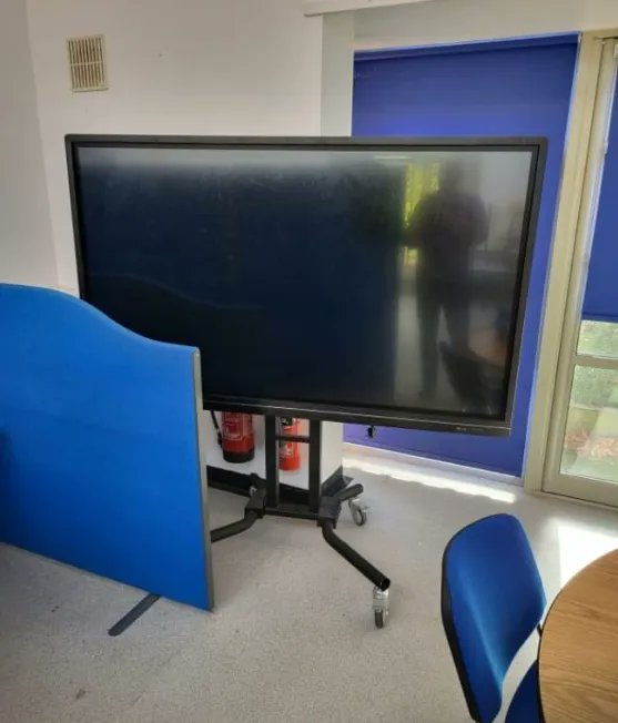 CamelottDigital's tweet photo. Camelott is a printer supplier company.. but did you know we also supply TVs &amp; Touchscreens to Schools &amp; Businesses?
Oh yes, we do!  An 84-inch touch screen delivered to a school this week so the student can learn in a whole new way!
#education #Camelott #notjustaprintingcompany https://t.co/OSHLgaTecY