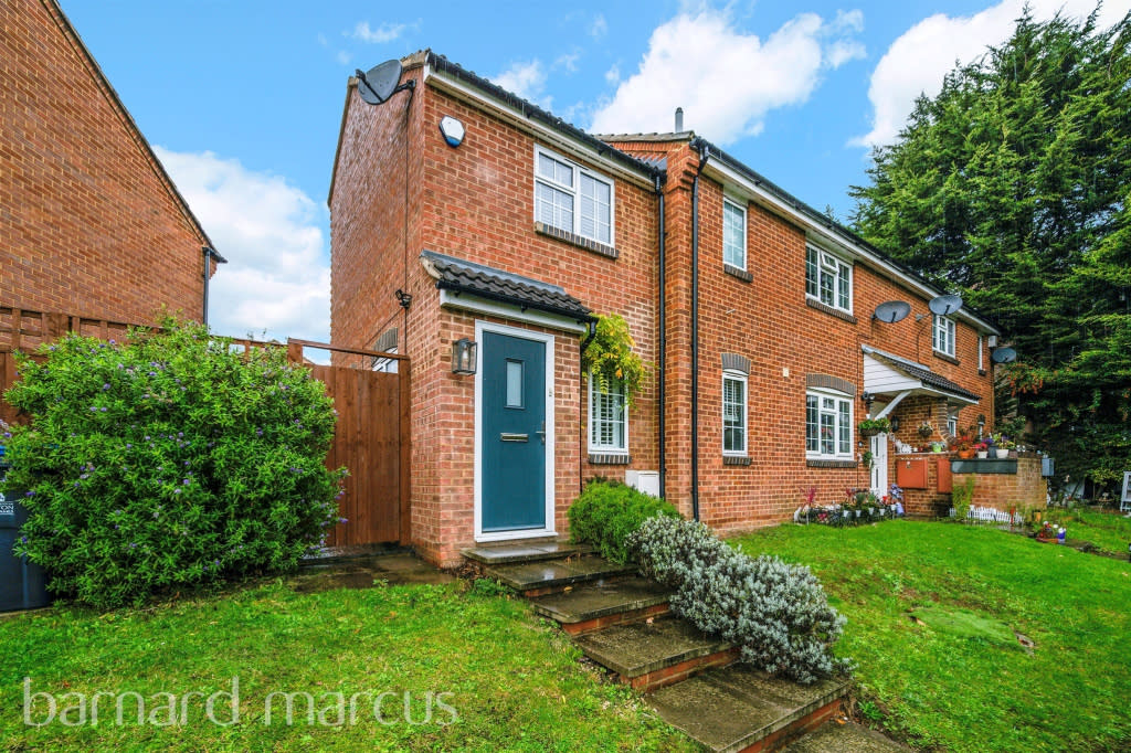 Barnard Marcus (BarnardMar) / Twitter