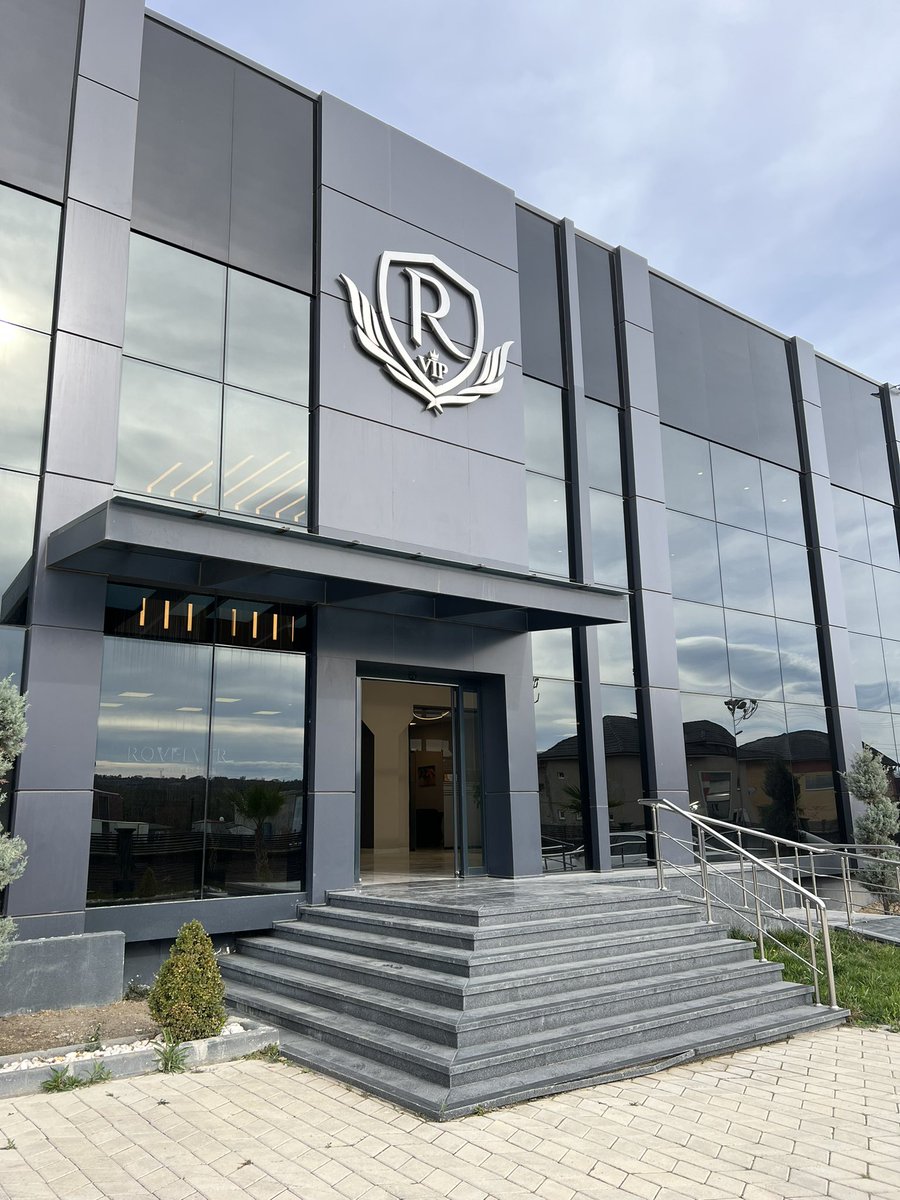 iamresulcakan's tweet photo. Have a good day from the factory that meeting point of technology-luxury in Turkey to world. #interior #design https://t.co/ZcUjbsyMc1