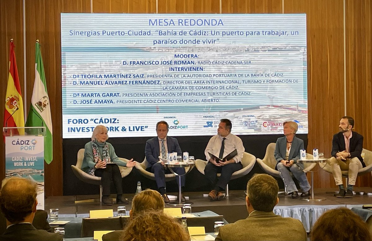 📢En directo! foro.cadiz-port.org

Queda inaugurado, nuestro foro "Cádiz: Invest, Work &amp; Live".

Comienza la primera mesa "Sinergias Puerto-Ciudad. Bahía de Cádiz: Un Puerto para trabajar, un paraíso donde vivir".