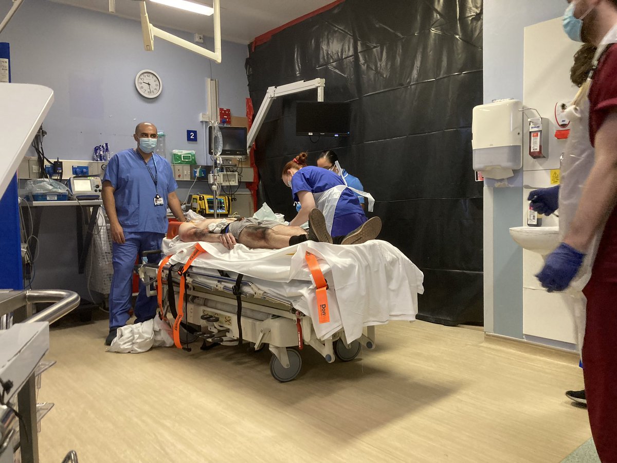 Medical Education (@mededleeds) on Twitter photo Fantastic MDT trauma sim with <a href="/LeedsEDSim/">Leeds ED Sim</a>. Burns moulage for immersive experience and then transition to trauma manikin for advanced airway management. Great learning points about communication, preparation and leadership. Fab work! Fantastic MDT trauma sim with <a href="/LeedsEDSim/">Leeds ED Sim</a>. Burns moulage for immersive experience and then transition to trauma manikin for advanced airway management. Great learning points about communication, preparation and leadership. Fab work!