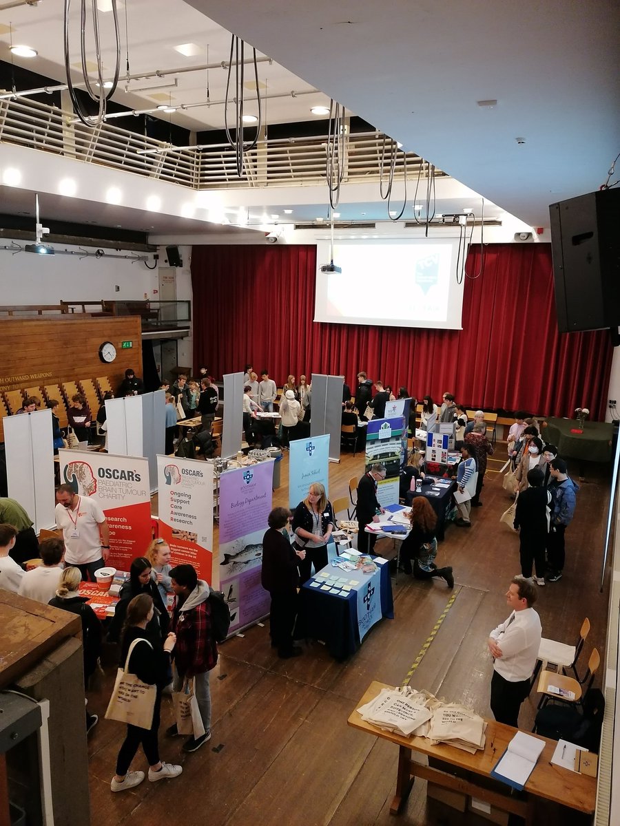 BoothamAction's tweet photo. Great turn out for our inaugural Volunteer Fair last night! Thanks to all the wonderful charities and organisations who came to chat to our students ❤️
@boothamschool
#BoothamSocialAction #BoothamProud #BoothamCommunity #LetYourLifeSpeak https://t.co/kVtTKRGi9o